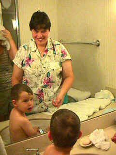 mvc-001f.jpg (39991 bytes)