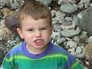 mvc-014f.jpg (66278 bytes)