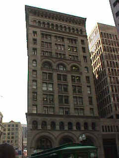 mvc-016f.jpg (49571 bytes)