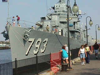 mvc-012f.jpg (61584 bytes)