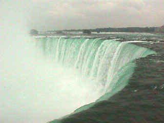 mvc-008f.jpg (29722 bytes)